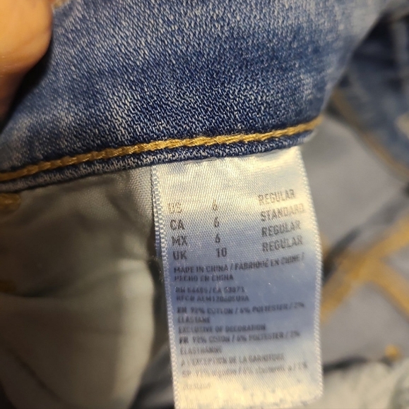 AE jeggings High rise Destructed Size 6 - Picture 5 of 5